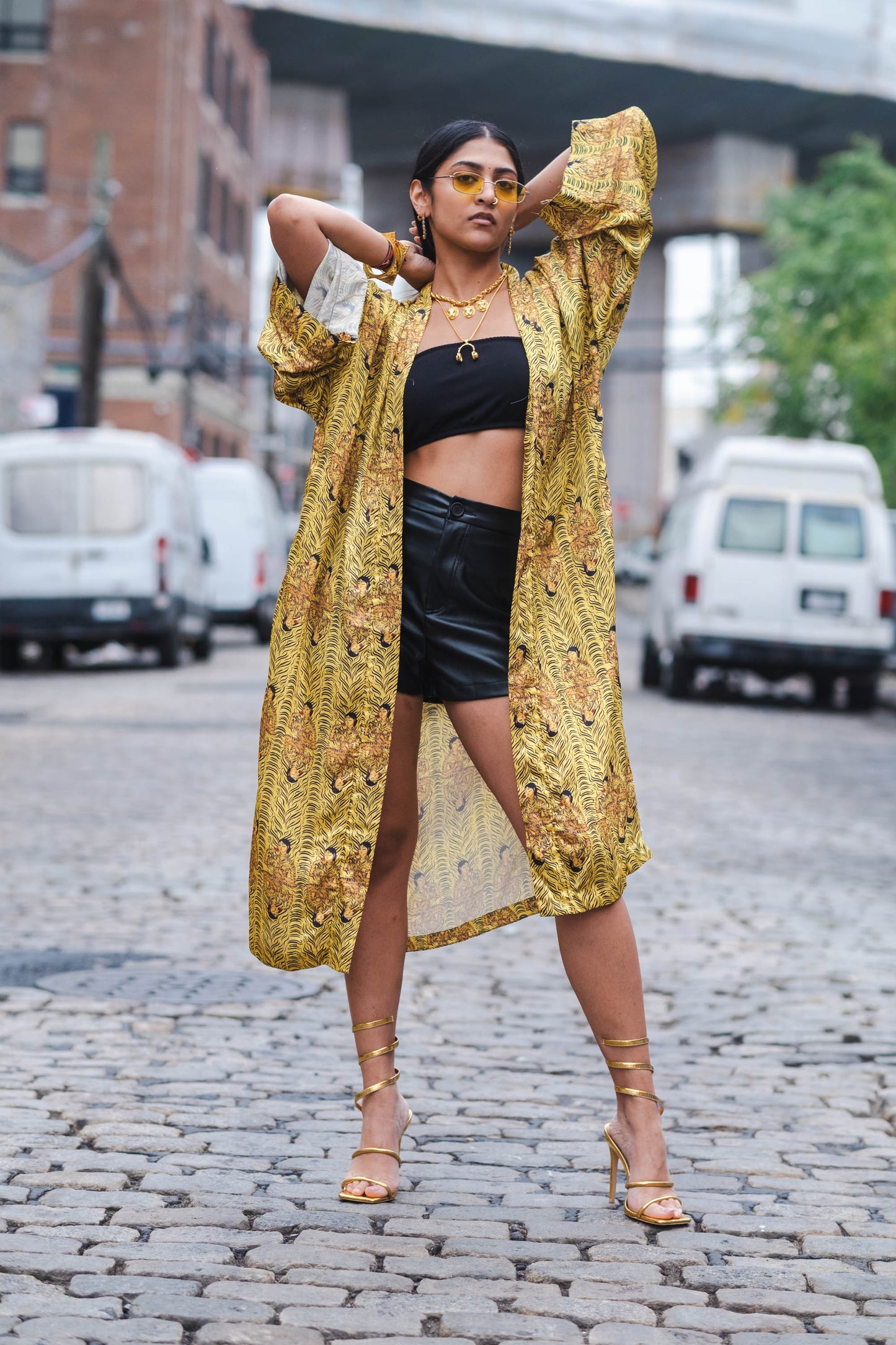 Tiger Aurat Robe (Sleeved)