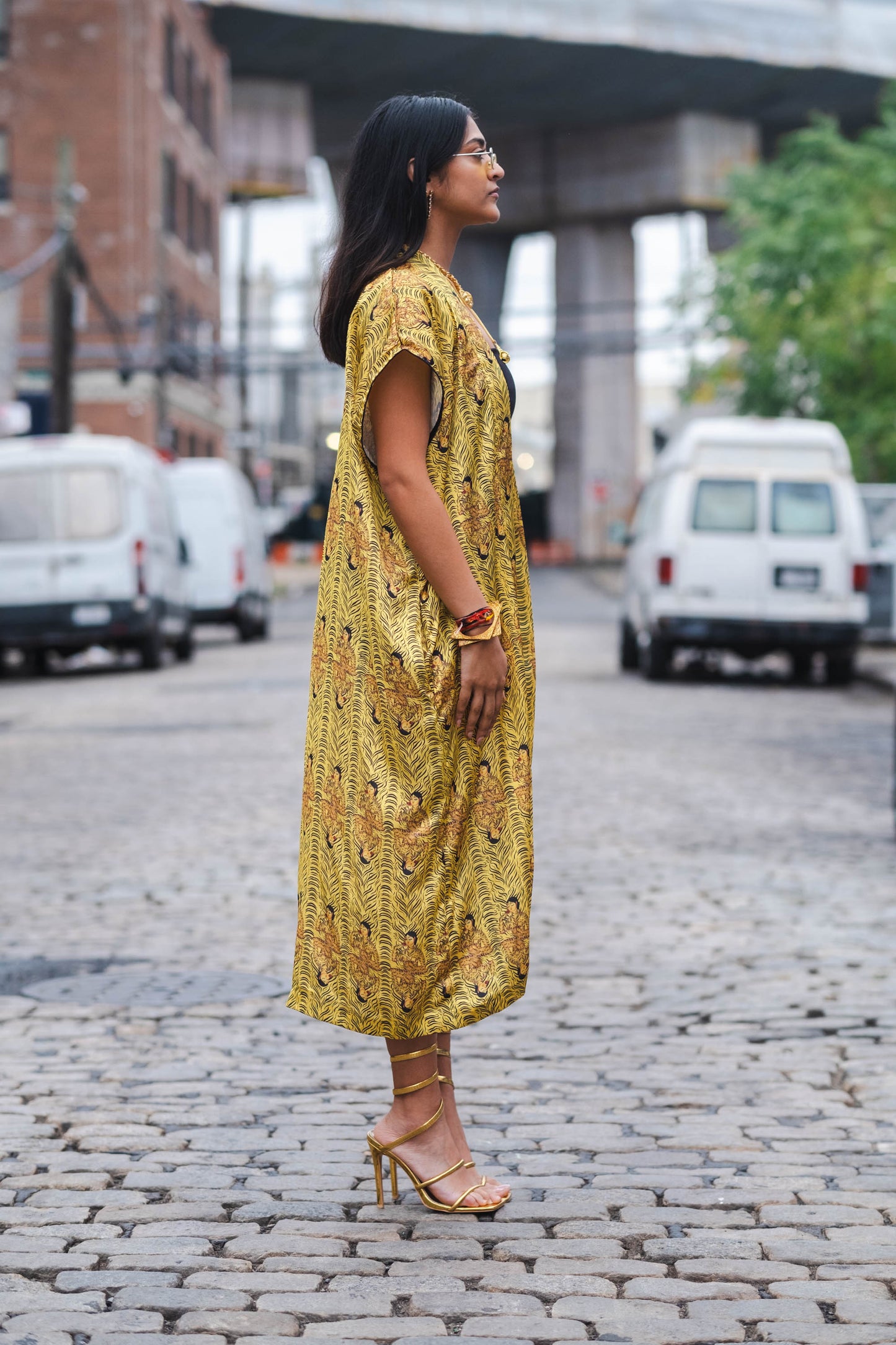 Tiger Aurat Robe (Sleeveless)